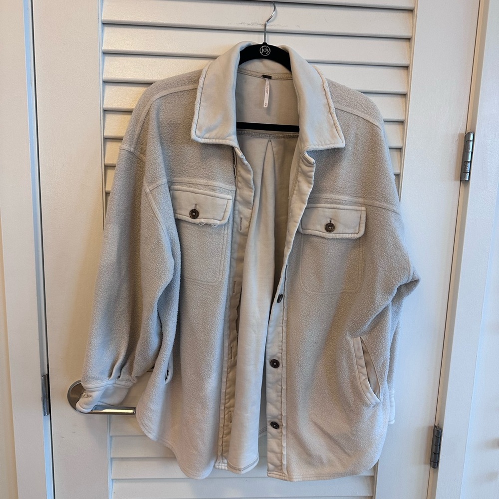 Free People Ruby Oversized Shirt Jacket - Stone - Medium